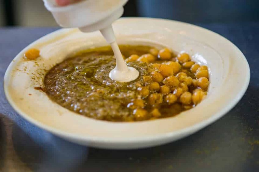 חומוס אוסול ראש פינה